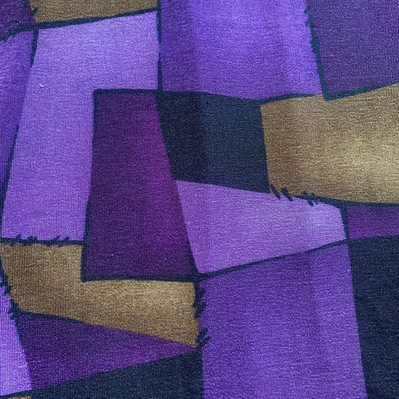 💜🖤 VINTAGE PURPLE PATTERN COLOR BLOCK TANK 🖤💜 - Picture 2 of 3